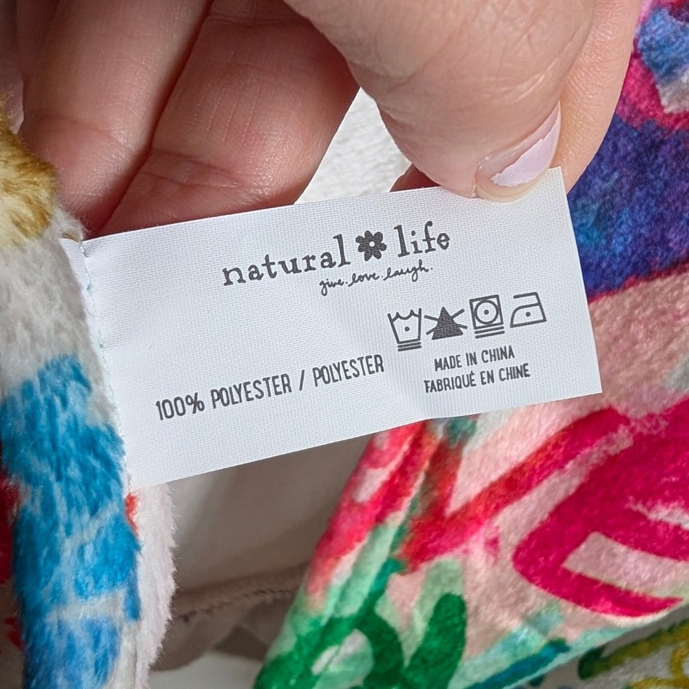Natural Life Love Graffiti Spa Wrap Ruffle Hem Plush Towel Robe White L/XL - Picture 8 of 8